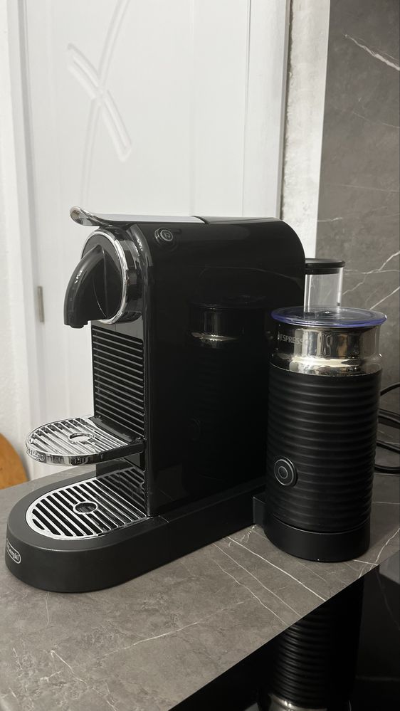 Nespresso CITIZ&MILK еспресо машина