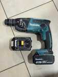 Продавам Акумулаторен Перфоратор Makita DHR165