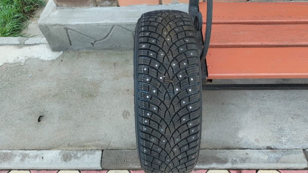 Колесо зимние продам