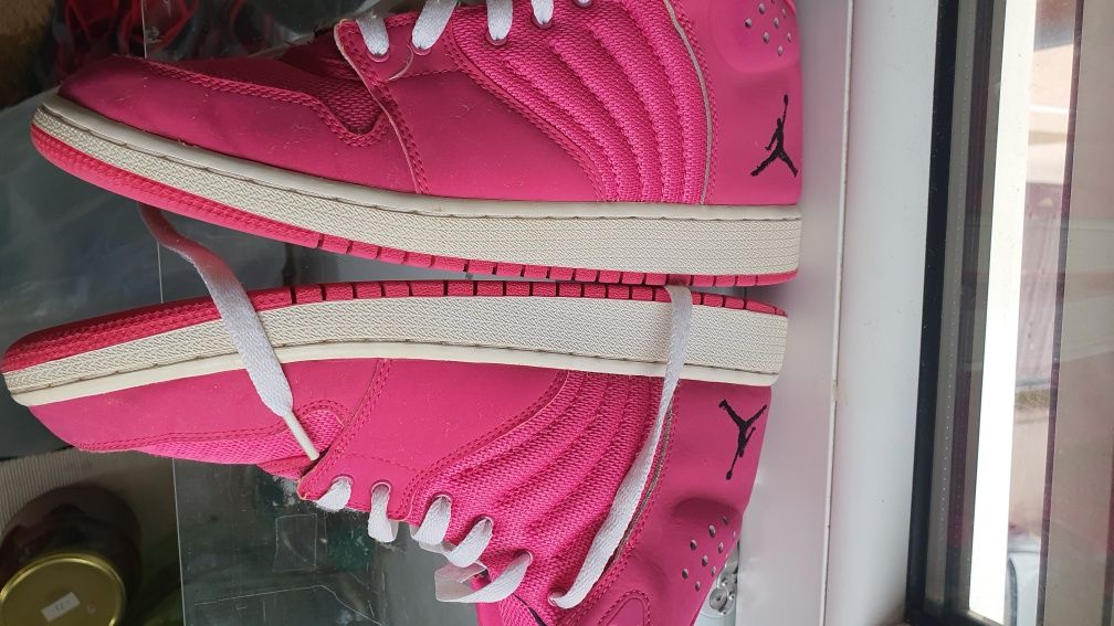 Nike Jordan fete marimea 40