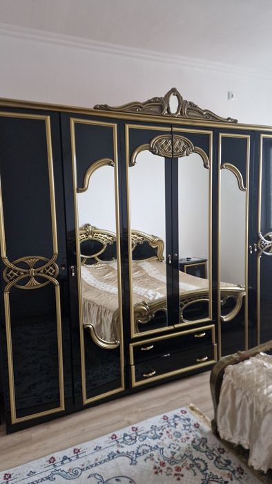 Спальный гарнитур