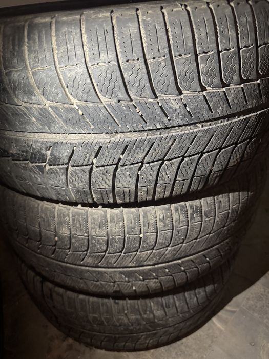 Продам зимние шины