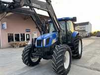 Tractor new holland