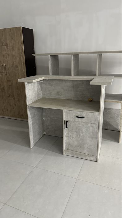 Ресепшн для магазина, кафе.