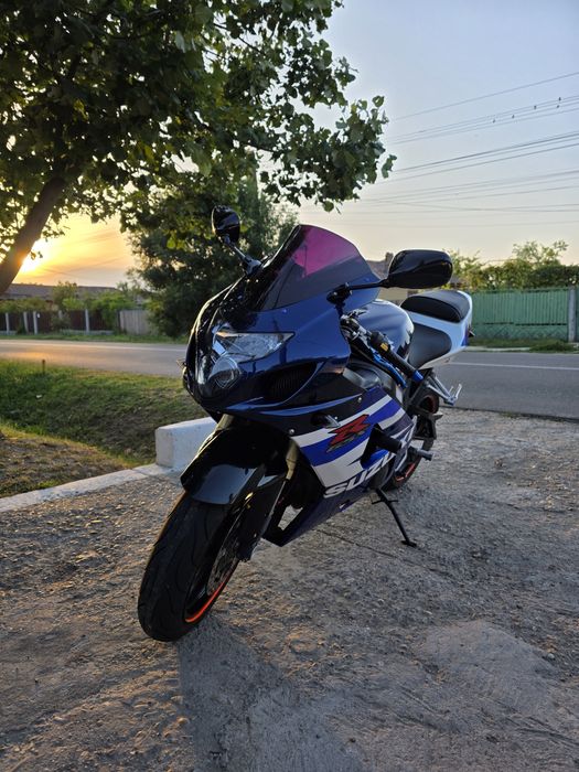 Vând Suzuki gsxr 600
