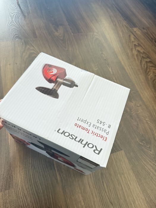 Masina electrica de tocat rosii ROHNSON NOUA