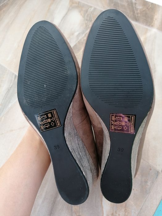 Нови обувки, велур