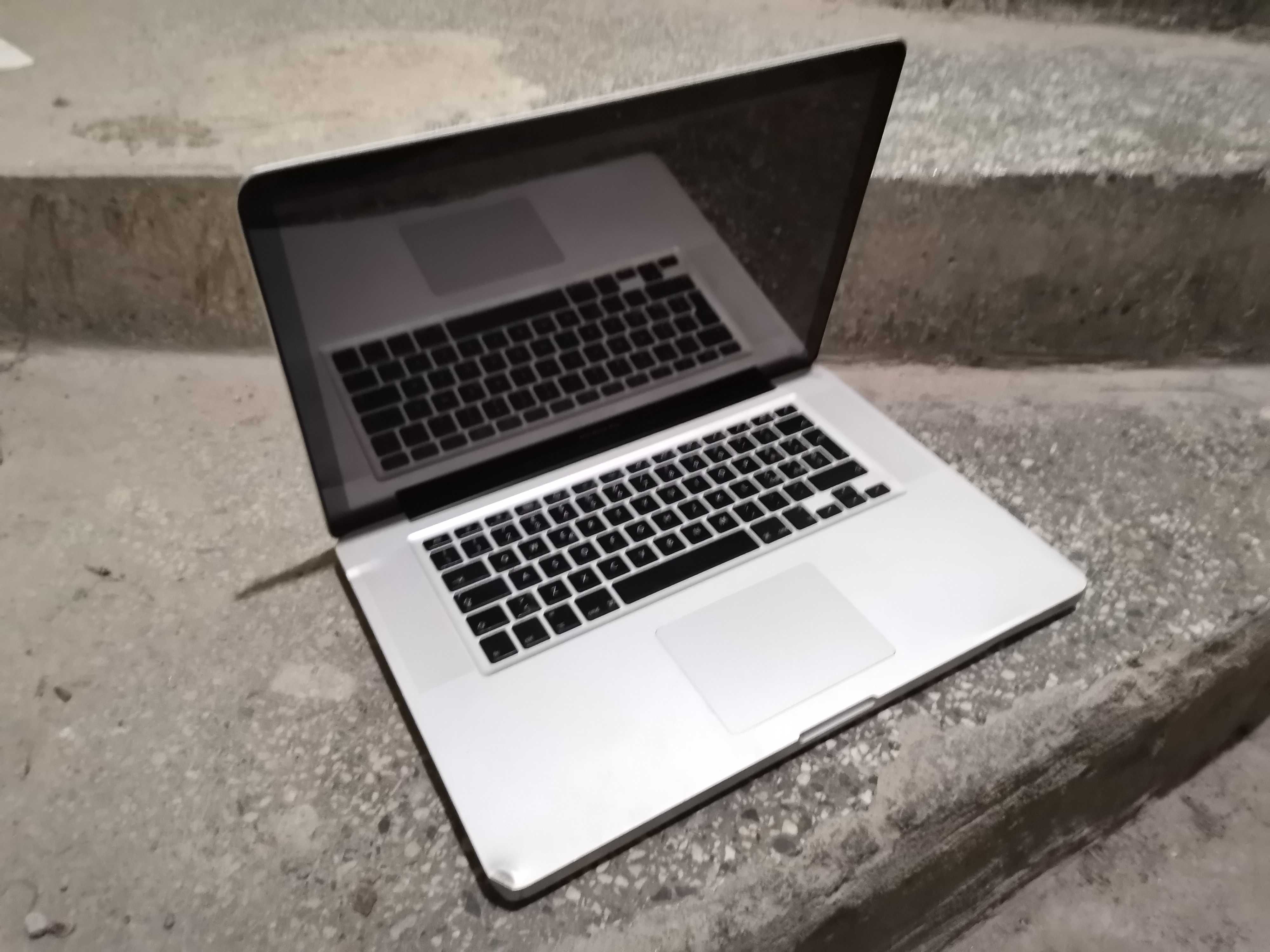 Apple - macbook pro (2009)