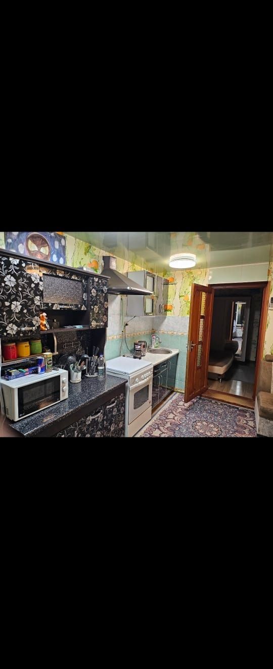 Продаю 1+1/1/2 в Яшнабадском районе й