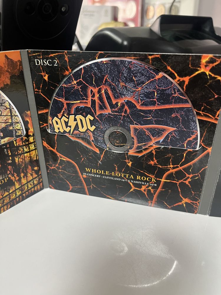 Hell's Radio: Legendary Broadcasts 1974-1979 – AC/DC (CD албум)