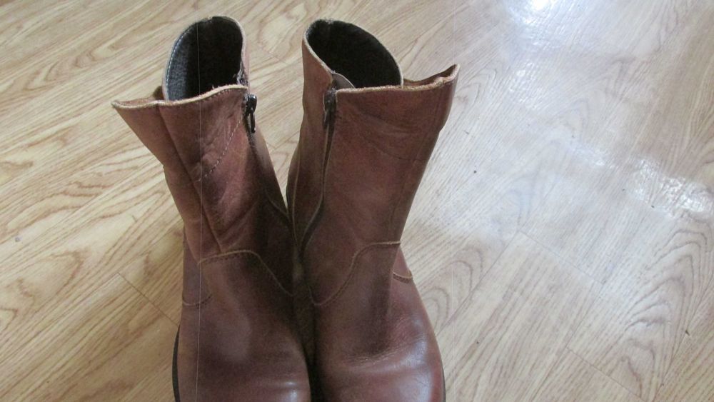 MANAS     Оригинални , Яки , Кожени  Ботуши  - Дамски   №   36