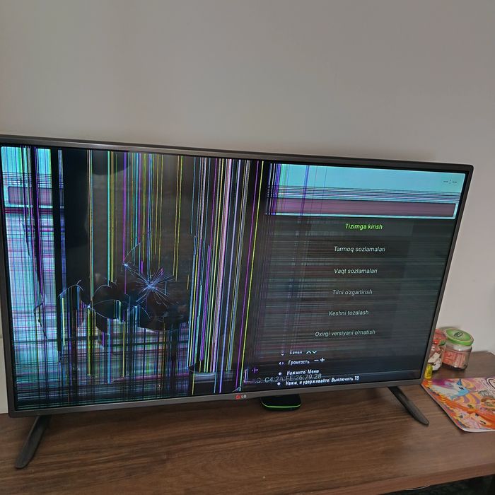 LG 42 televizor sotiladi