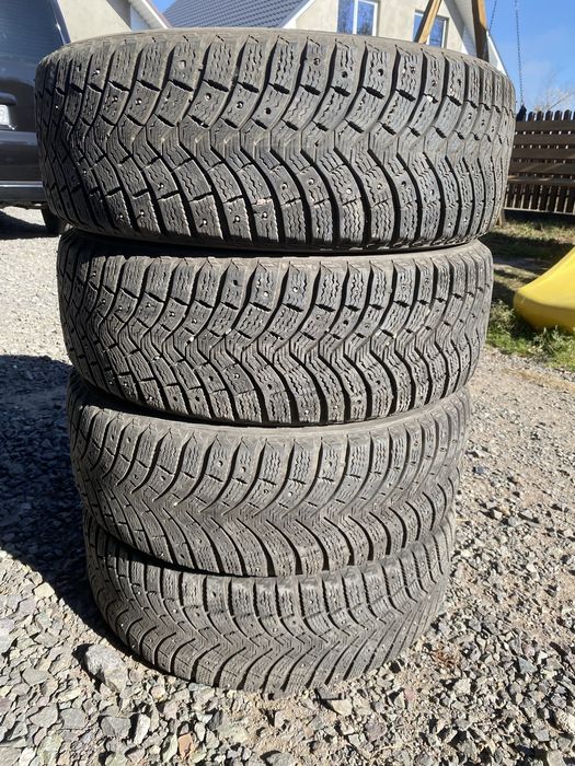 Продам шины Michelin
