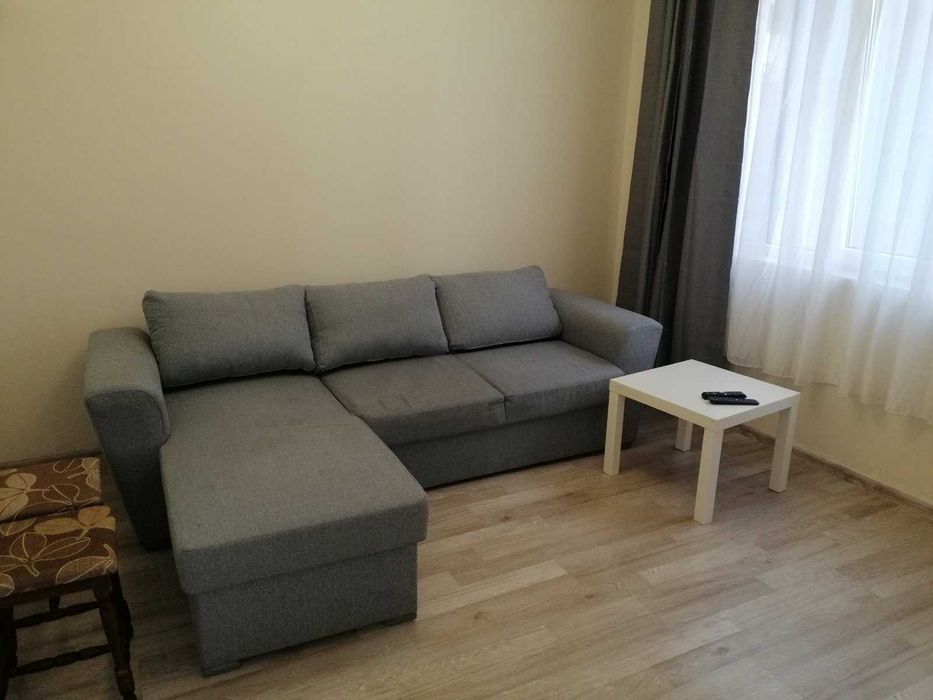 Двустаен апартамент, Под наем, кв. Вароша