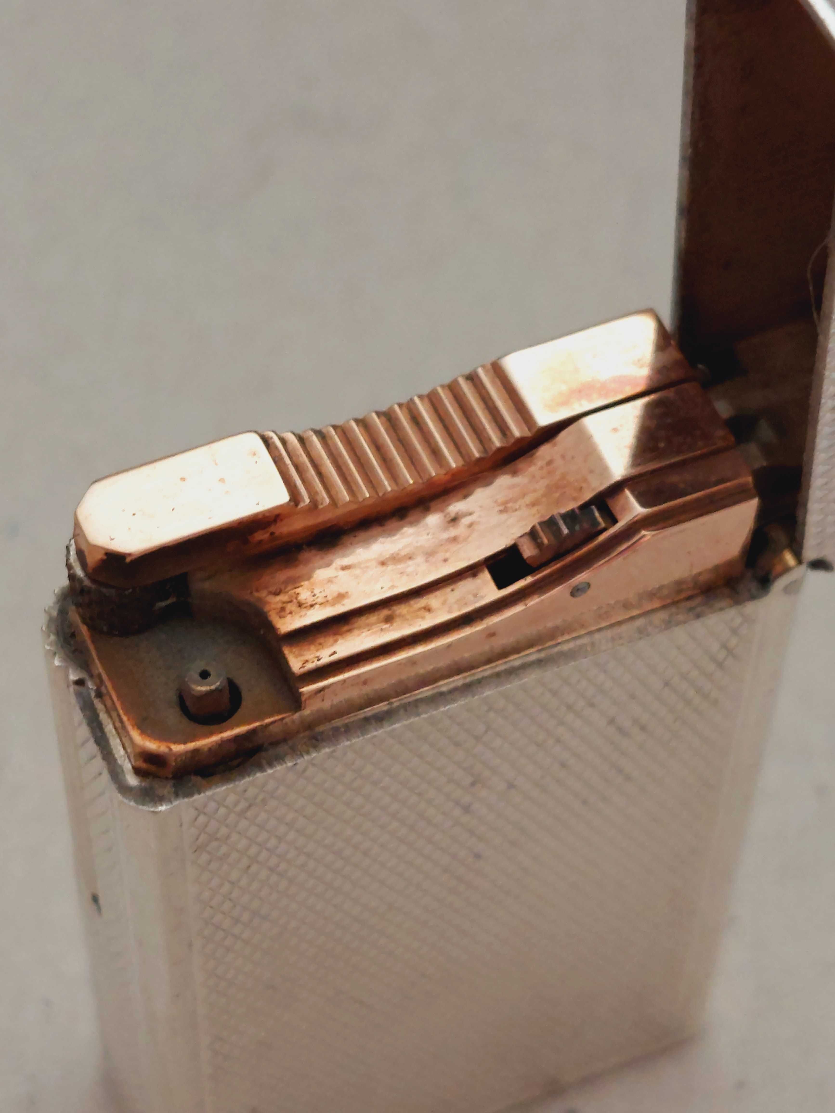 Сребърна  запалка Дюпонд(S.T.Dupont lighter)1963 оригинална кутия