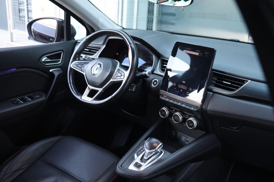 Renault Captur Initiale Paris