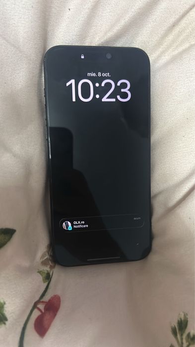 Vând iphone 15 pro max 256 gb