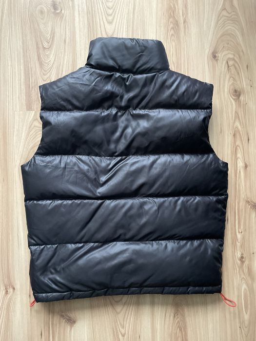 HUGO BOSS / мъжки пухен елек/грейка L