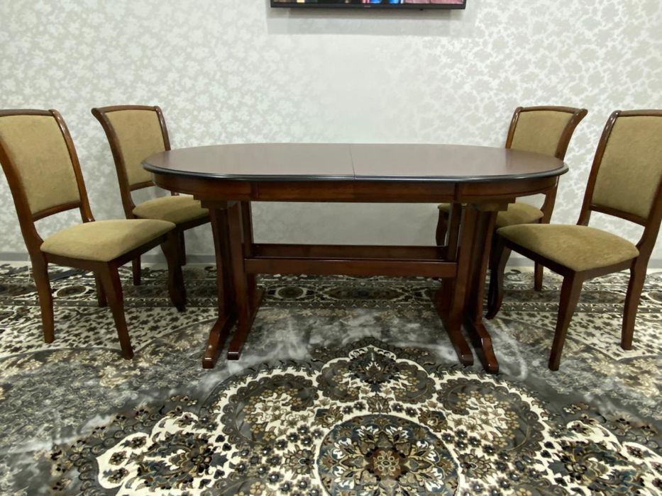 Продам стол со стульями