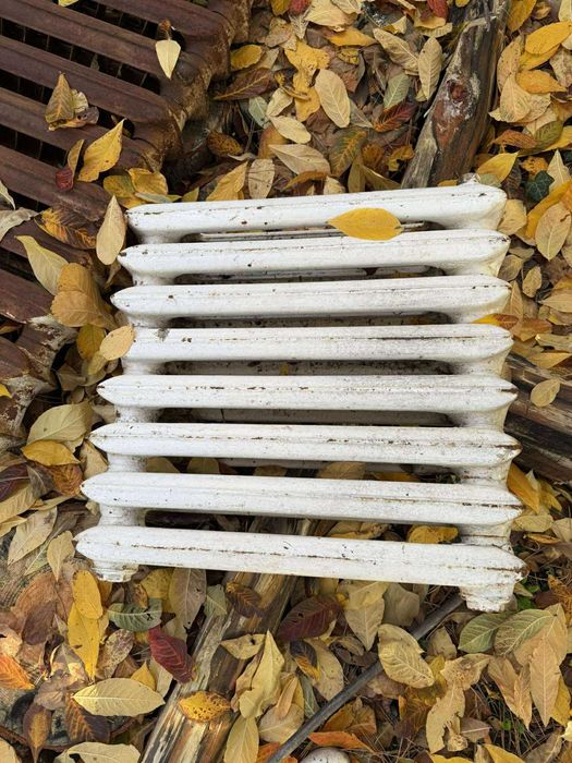 Продавам чугунени радиатори