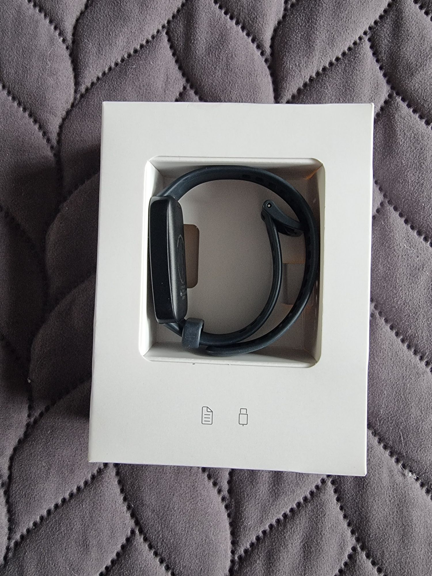 Смарт гривна Huawei Band 8 NFC Edition