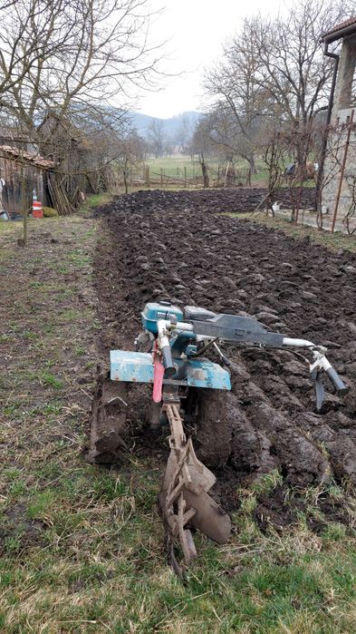 Vând motocultor DKD