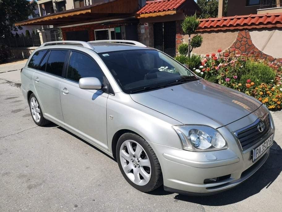 Тойота Авенсис 2.4 автомат