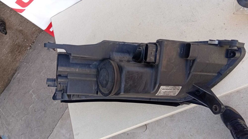 Set faruri 5N1941031AB / 5N1941032AB VW Tiguan I (5N)