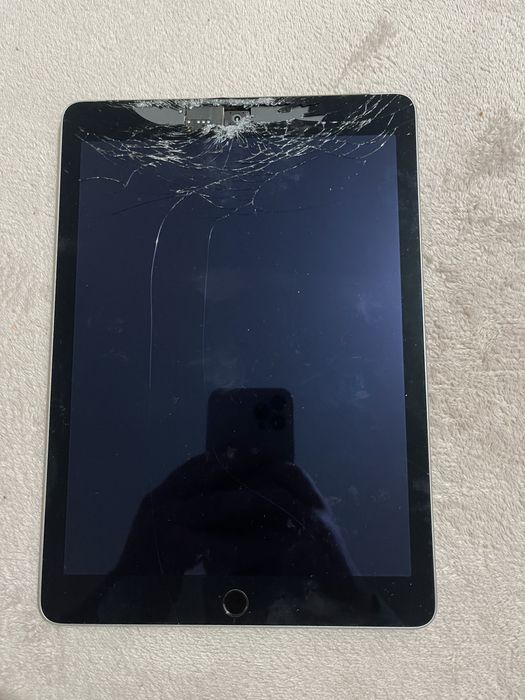 Vand ipad Air 2! 64 gb