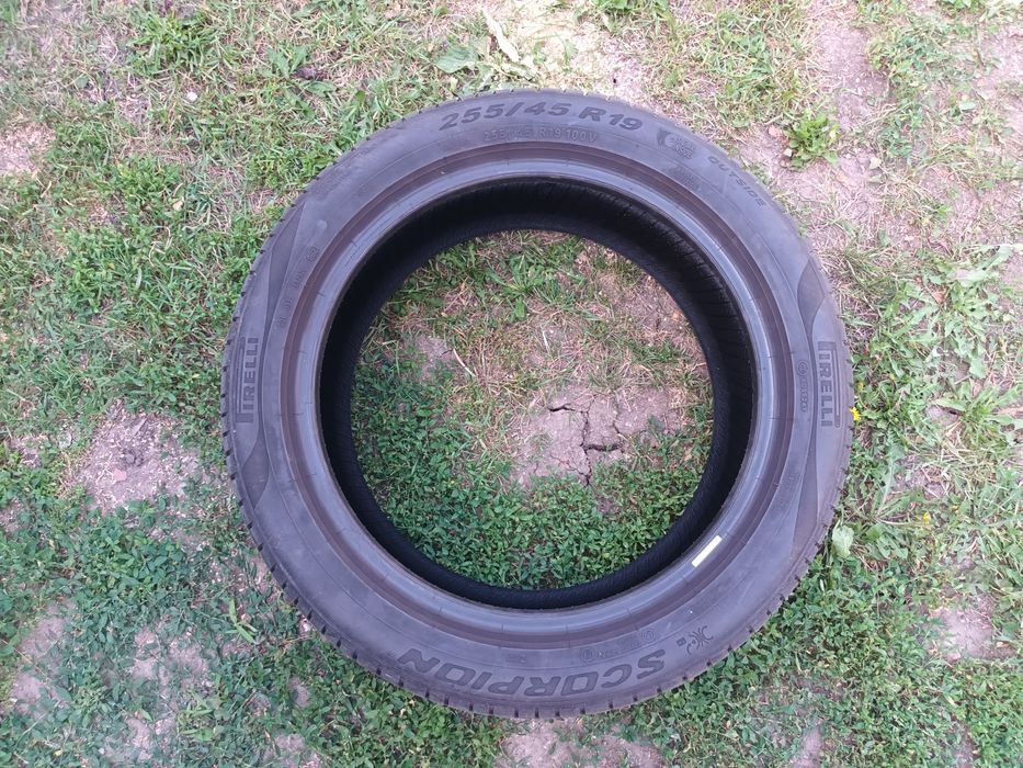 3 броя автомобилни гуми