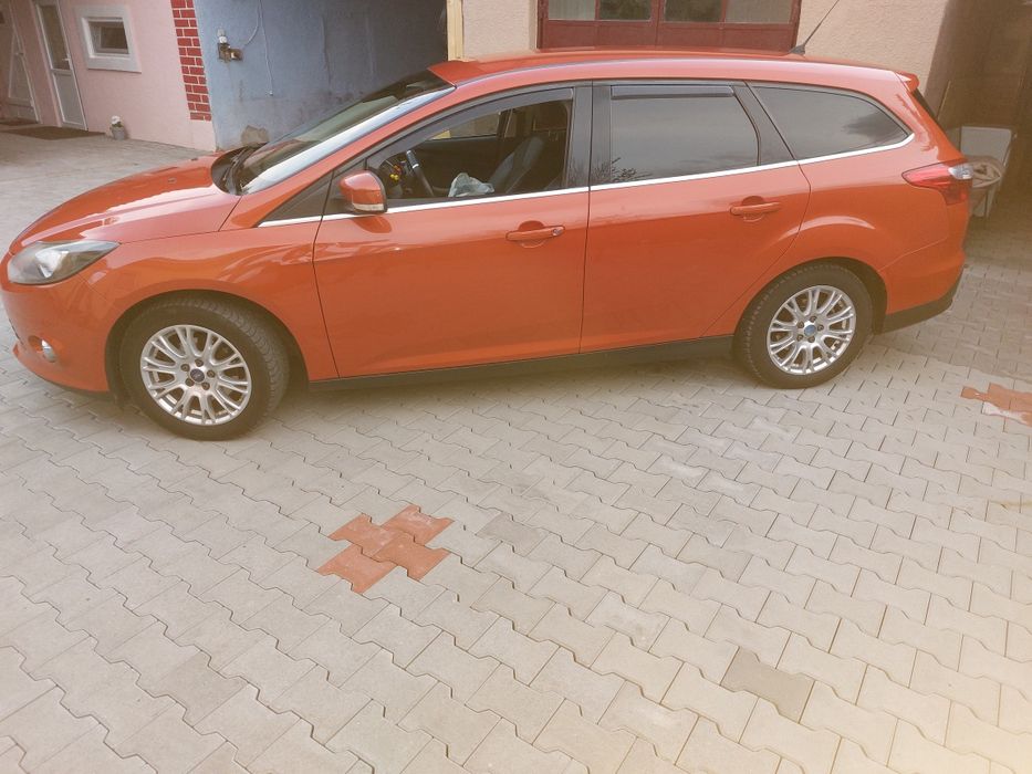 Vand sau schimb Ford Focus Mk3