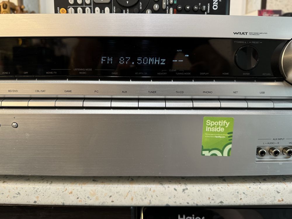 Onkyo TX-NR626 Bluetooth Wi Fi качествен ресивър