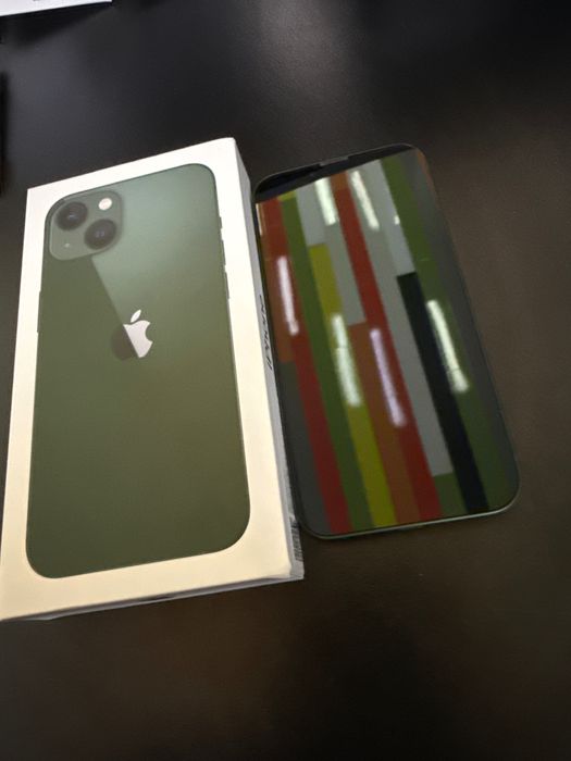 iPhone 13 Green 128GB - Батерия - 90% Запазен!