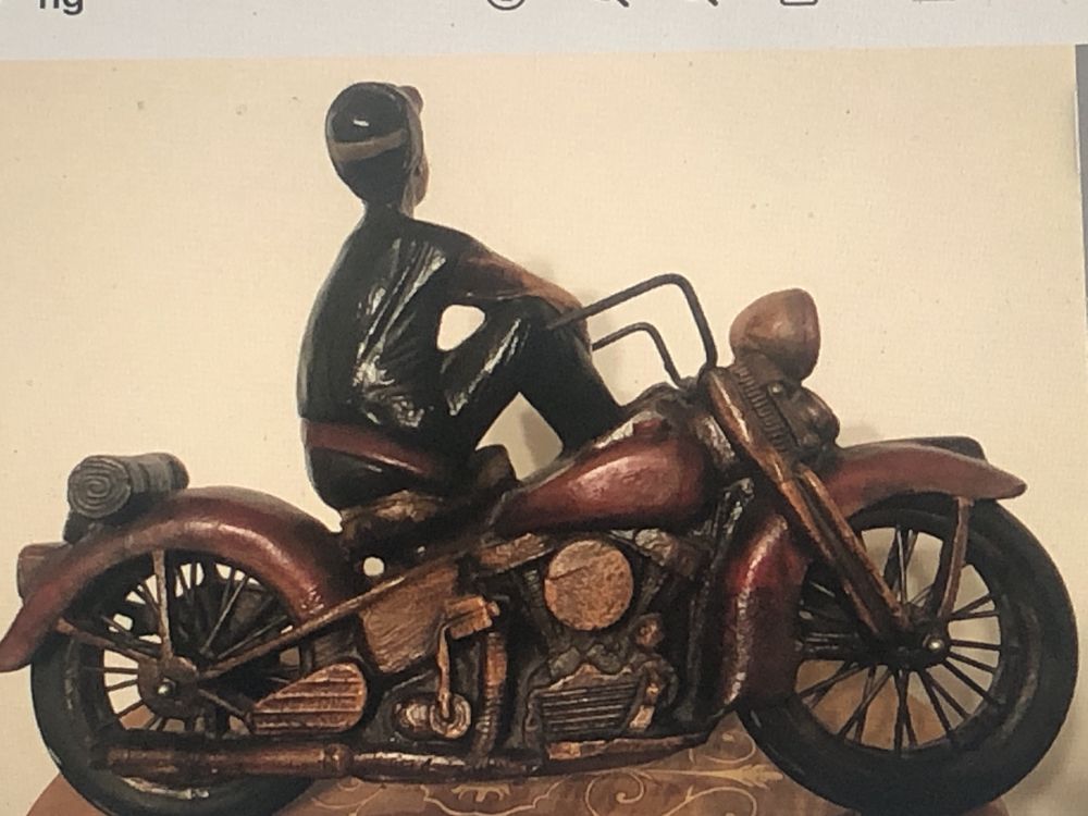 Motociclist pe chopper,statueta englezeasca vintage