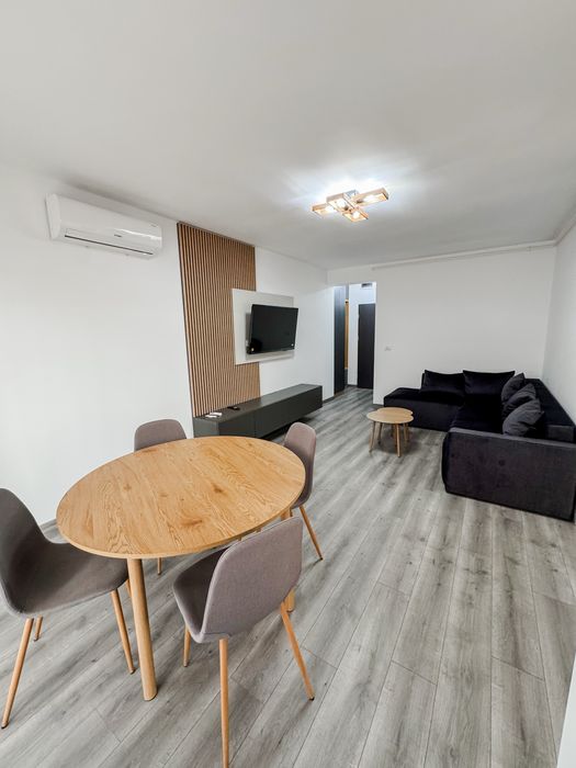 Apartament de inchiriat cu 3 camere Adora Park
