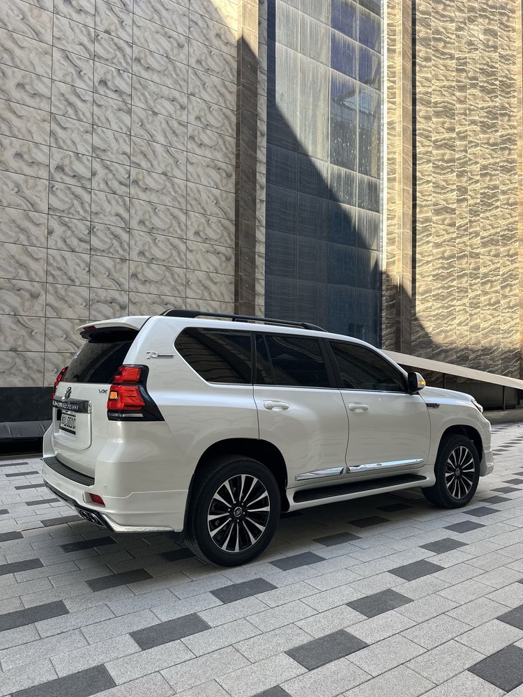 Tayota Land Cruiser Prado 150 Restayling