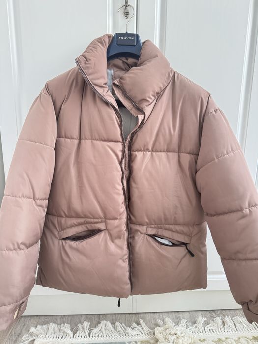 Срочно продам куртку теплую размер Л