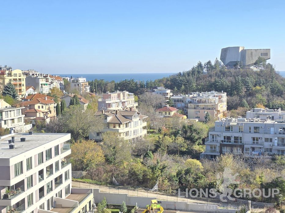 Продава се Тристаен апартамент в Варна, Бриз - 114 кв.м за 3422 €/кв.м - Снимка #7