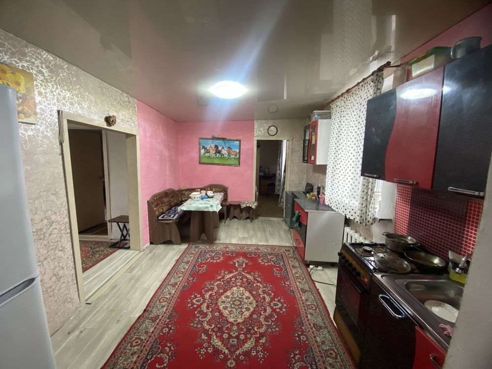 Продам дом в п. Глубокое
