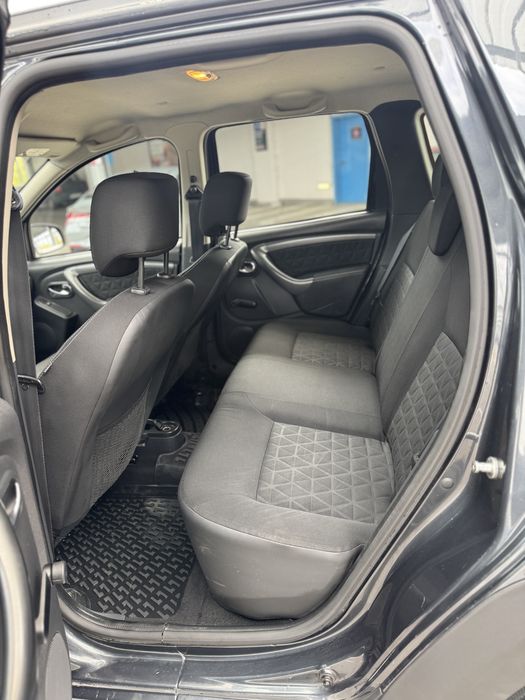 Dacia Duster Laureate