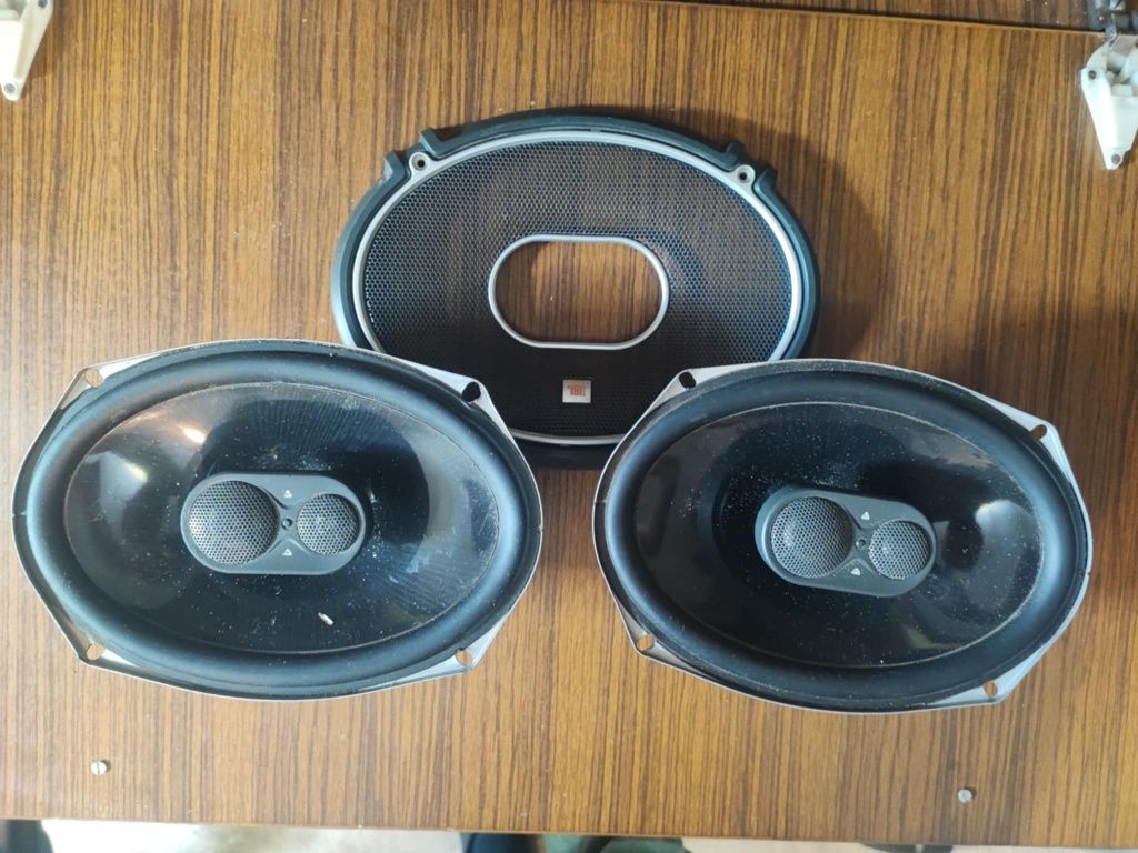 Озвучение JBL GTO938 Тонколони за автомобил