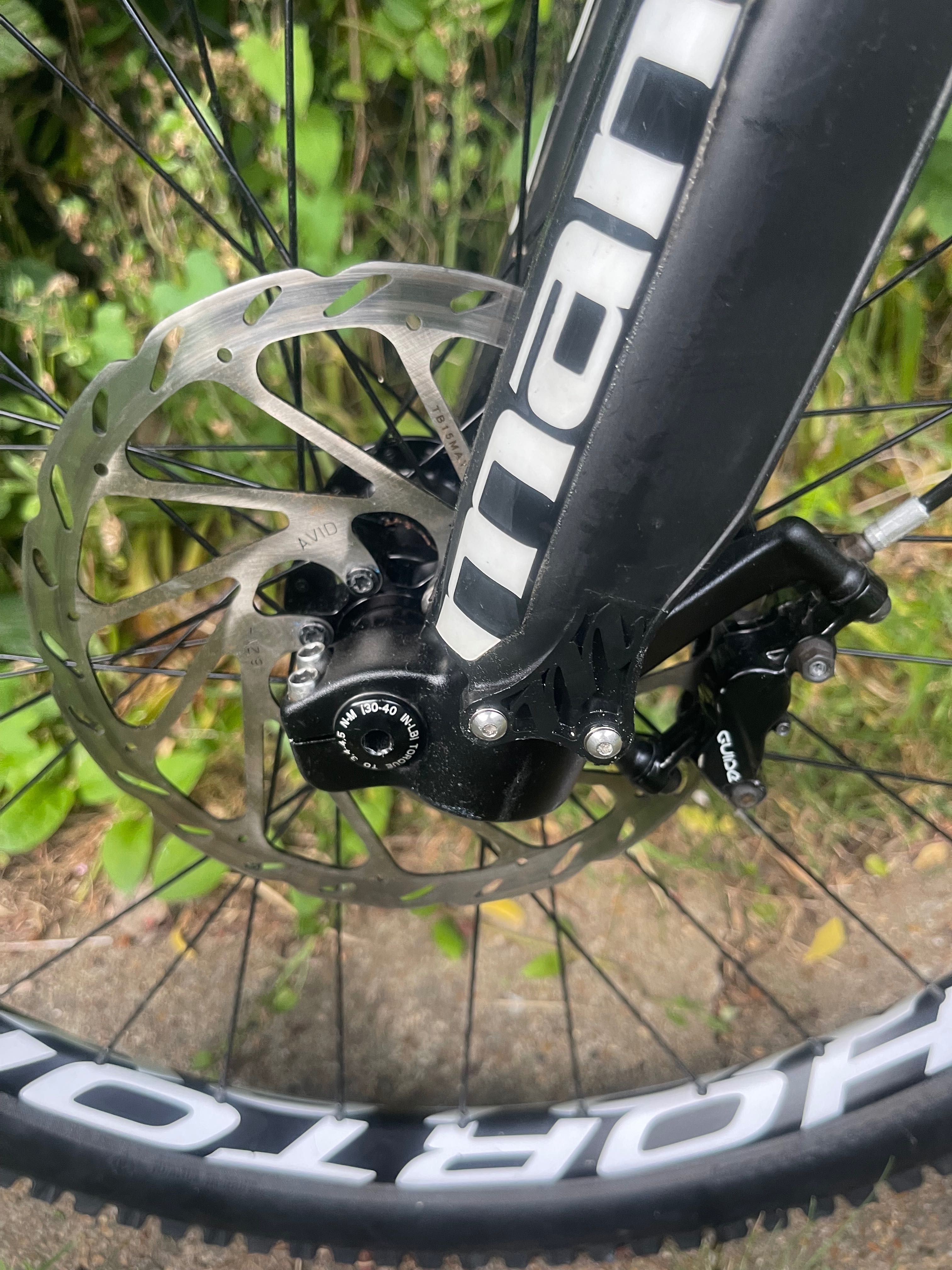 Lapierre DH Team не trek scot specialized yt