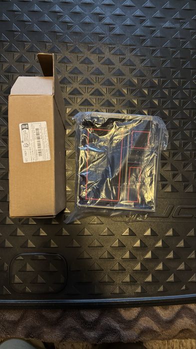 Органайзер за съхранение в подлакътник