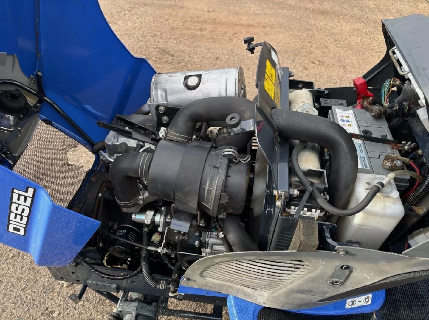 Tractor Iseki 23cp 4x4 - hidrostatic