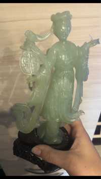 Статуя от Нефрит зелен.Китайска от средата на 20век