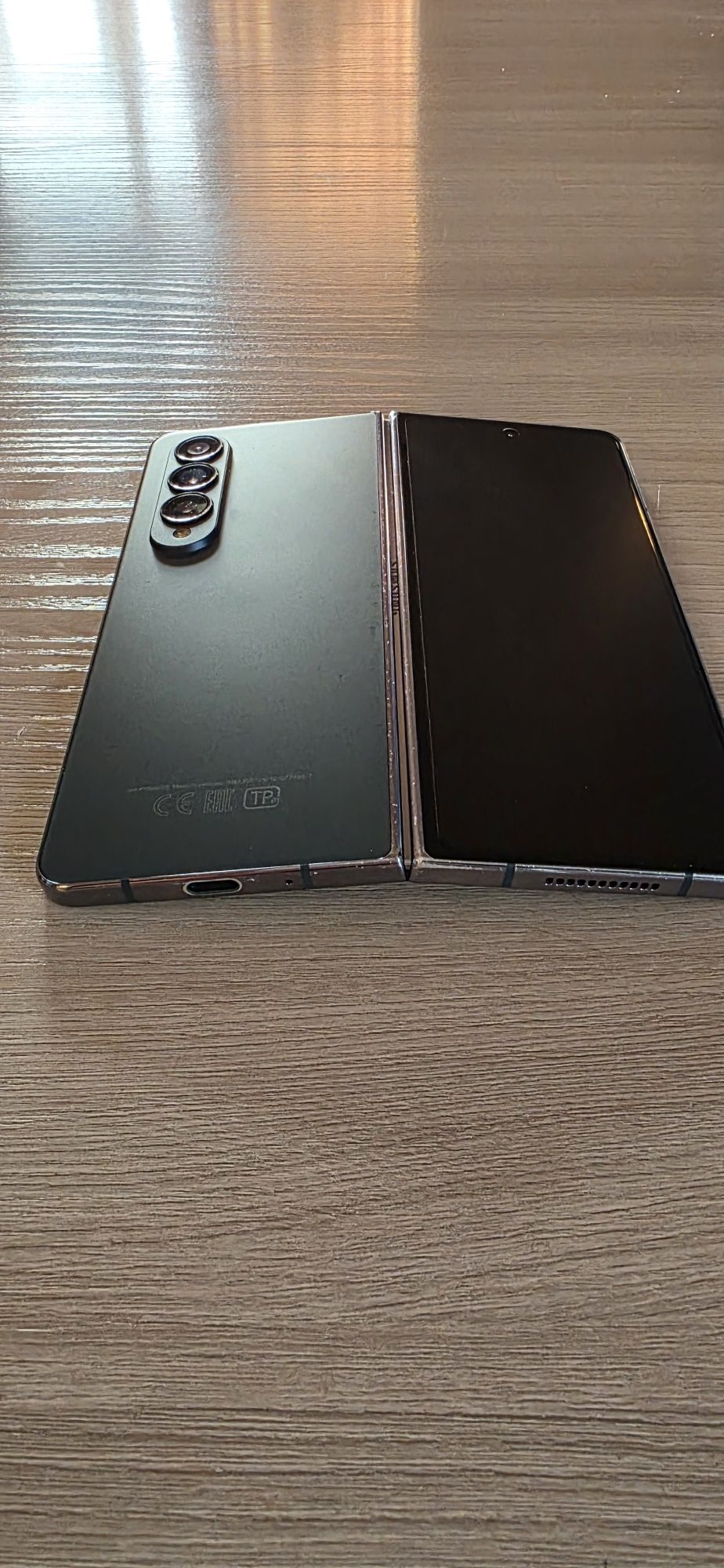 Продам Обменяю Galaxy Z Fold 4