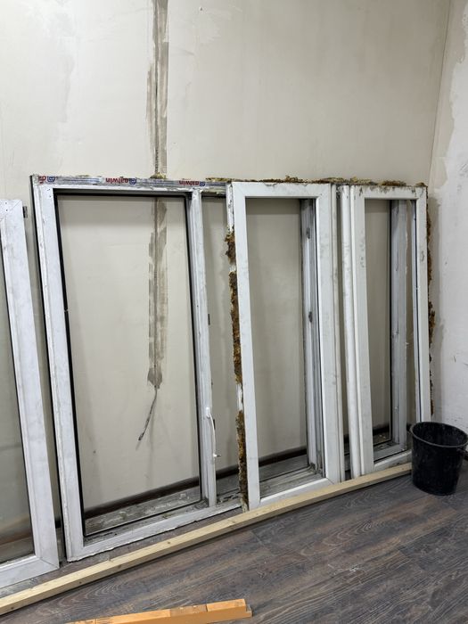 Оконные рамы с балкона