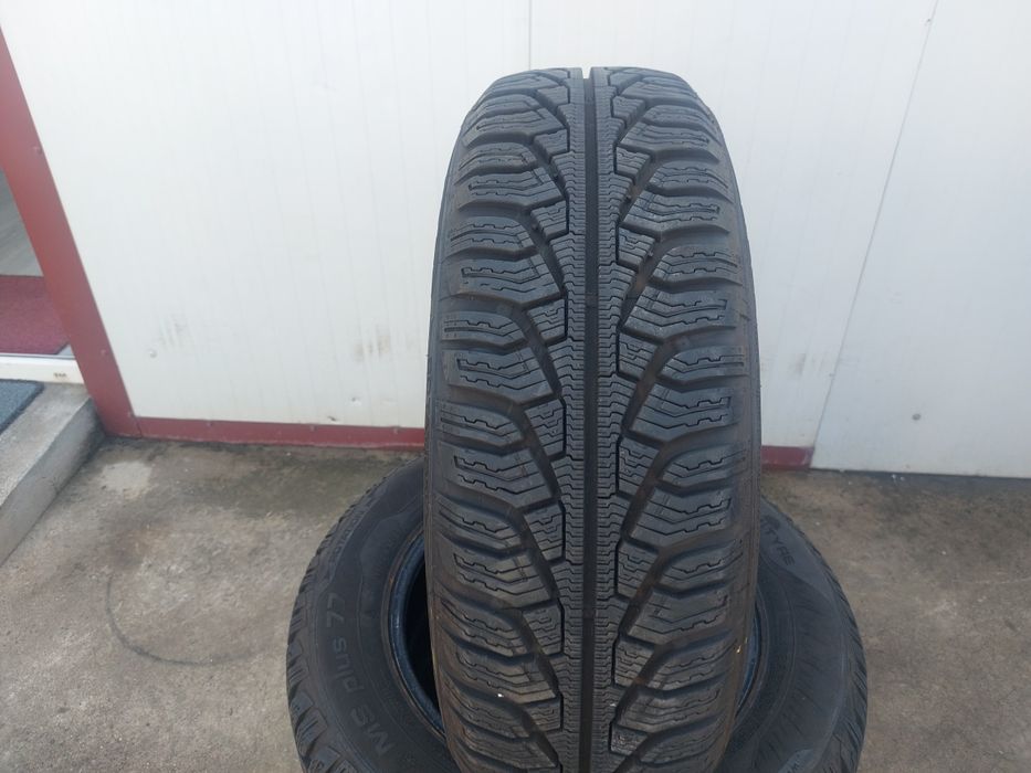 125 lei bucata! Set anvelope M+S/IARNA 195 65 15 Uniroyal! 7 mm
