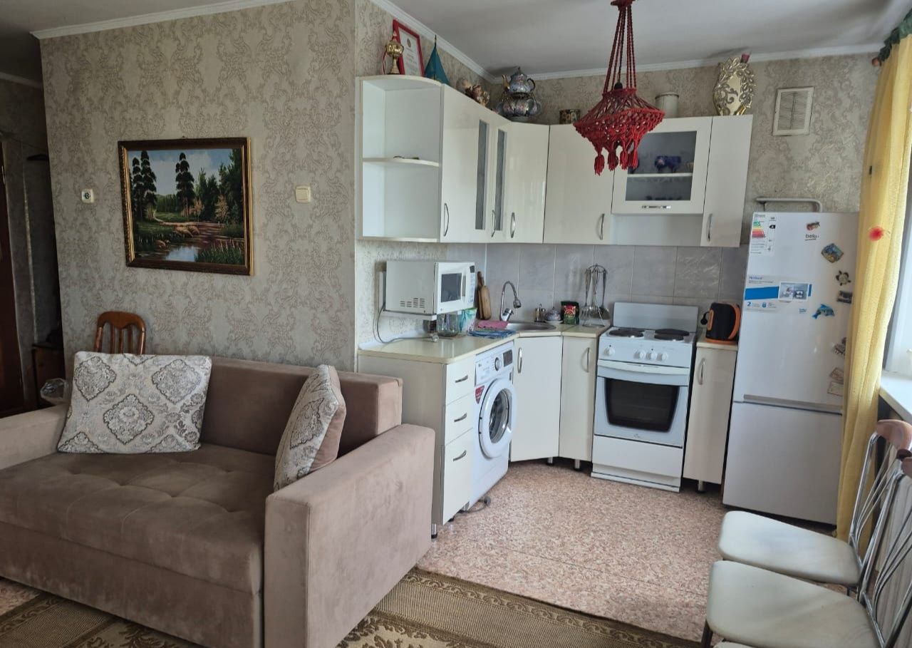 Продается 1 квартира район ЦУМа в кирпичном доме
