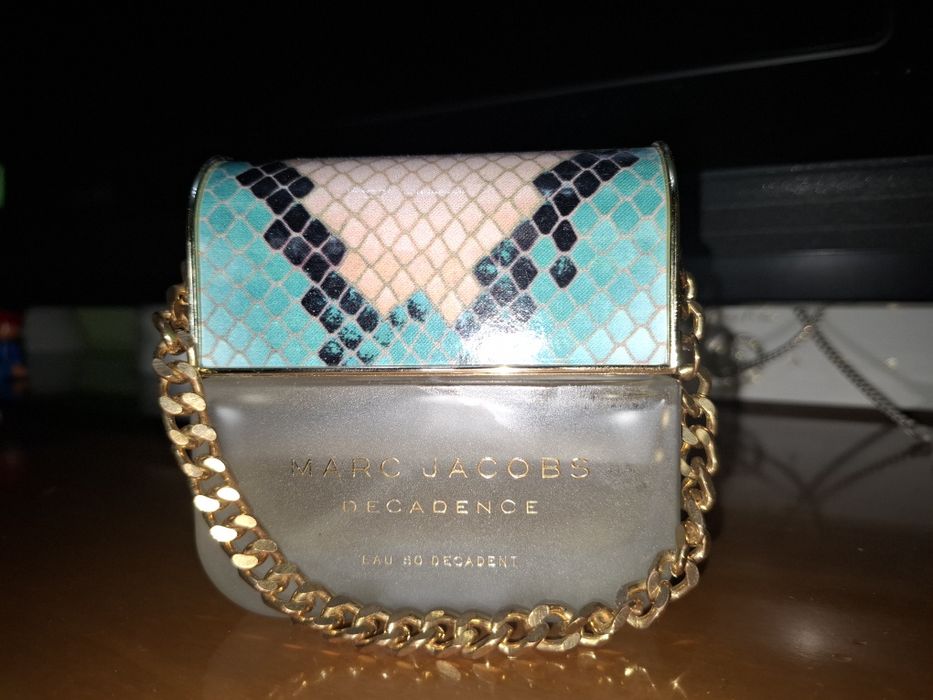 Парфюм Marc Jacobs Decadence